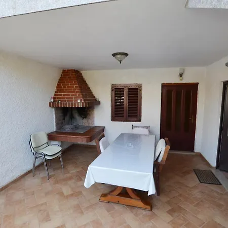 Casa de hóspedes Jela And 3*